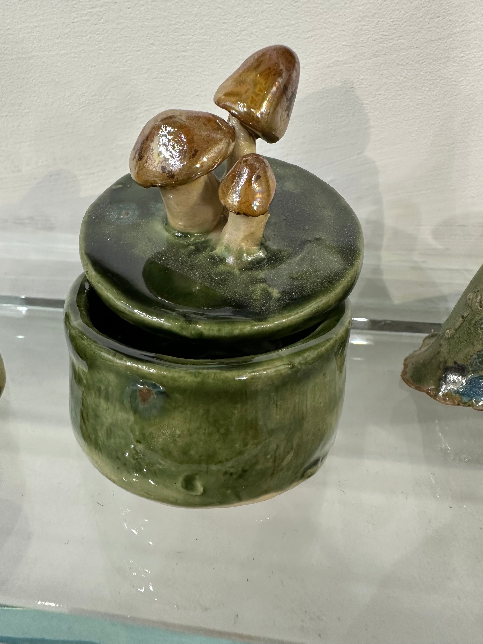 Mushroom ring box